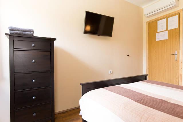 Hostel Kvarner- Private Rooms & Dorms Рієка Екстер'єр фото